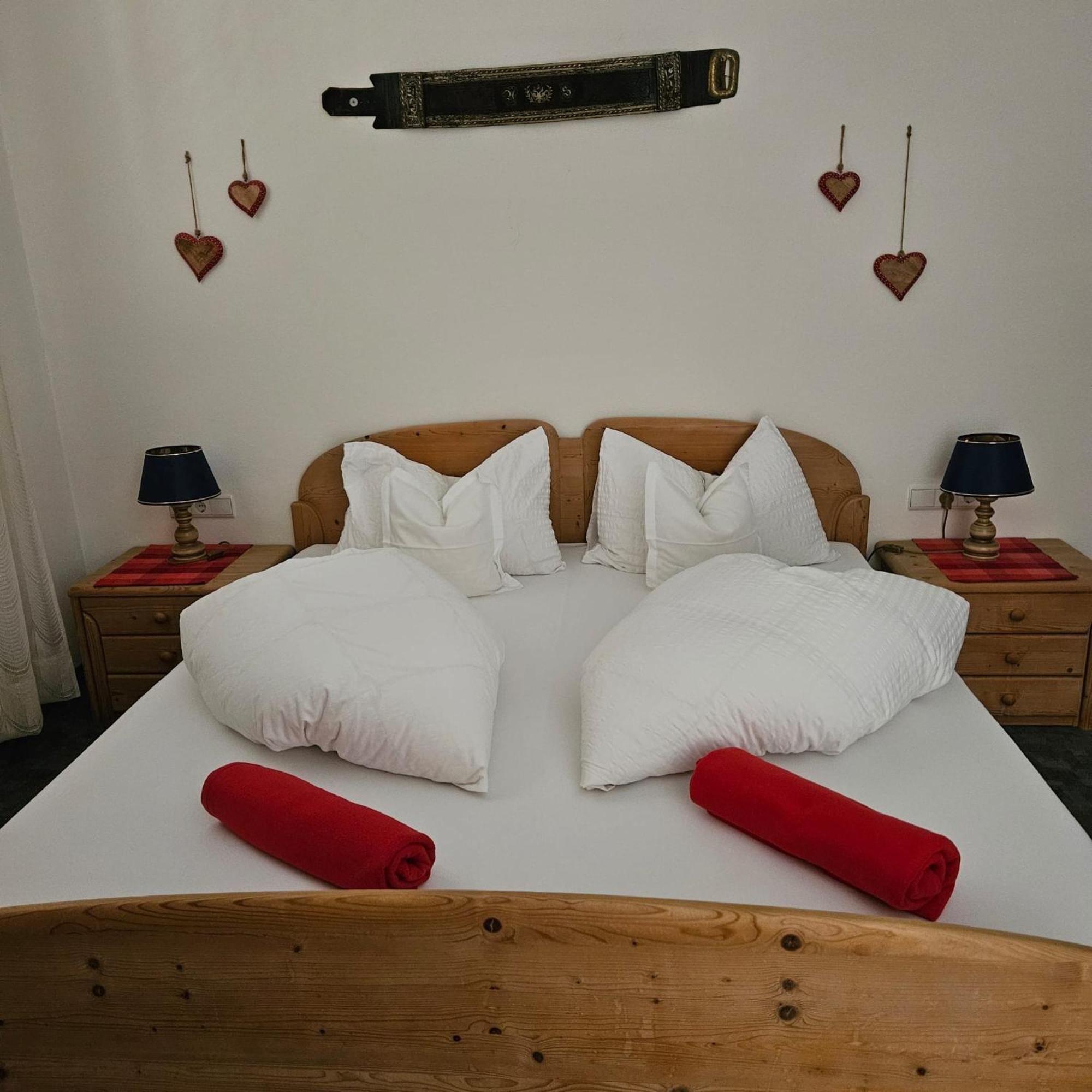 Garni Unterwegguetl Bed & Breakfast Naturns Eksteriør bilde