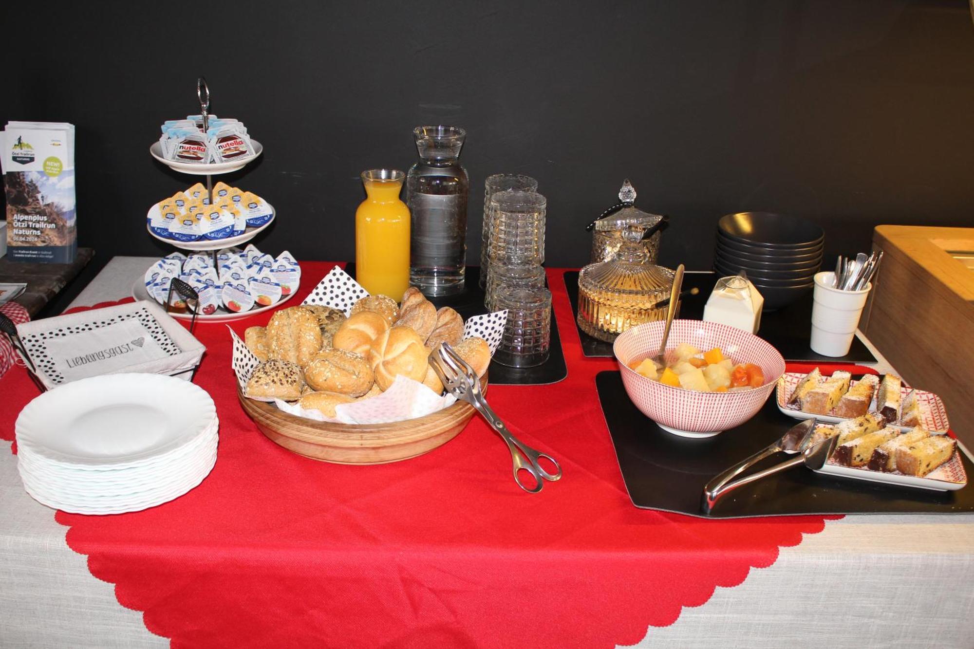 Garni Unterwegguetl Bed & Breakfast Naturns Eksteriør bilde